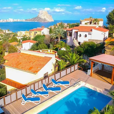 Abahana Villas Pedro Vila