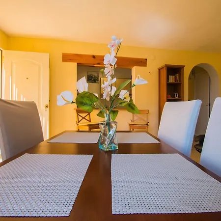 Abahana Villas Pedro *